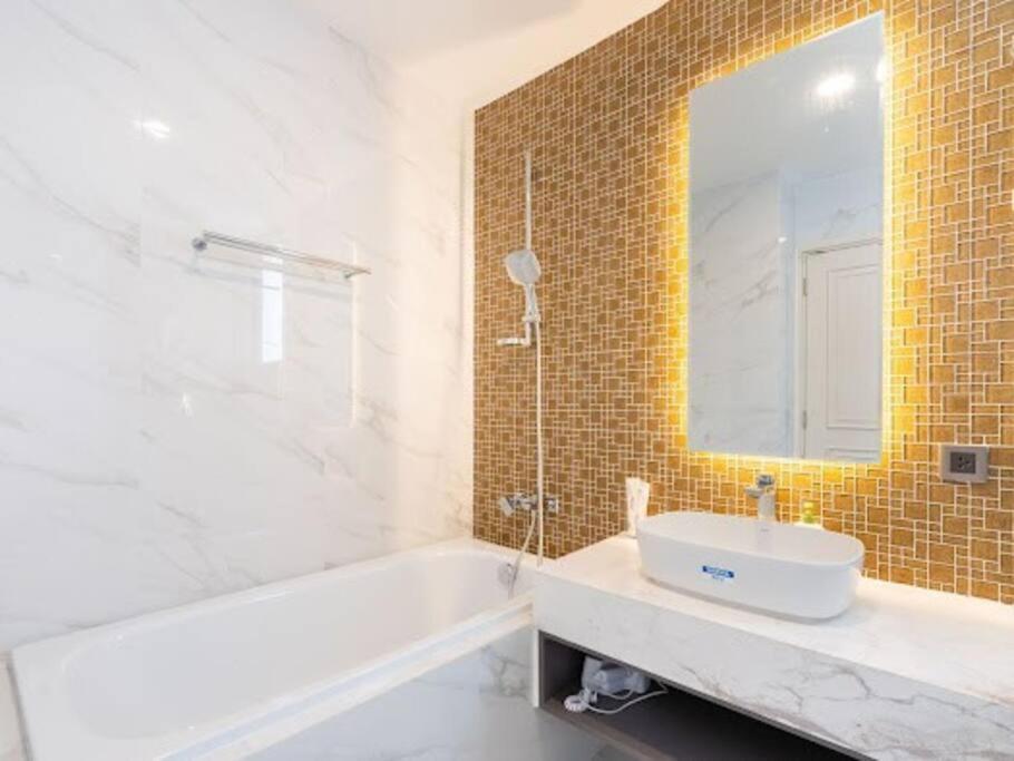 The Rixx Downtown Apartment@D1/Pool/Gym/Operahouse مدينة هوشي منه المظهر الخارجي الصورة