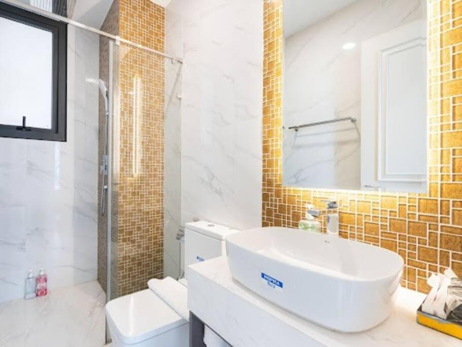 The Rixx Downtown Apartment@D1/Pool/Gym/Operahouse مدينة هوشي منه المظهر الخارجي الصورة